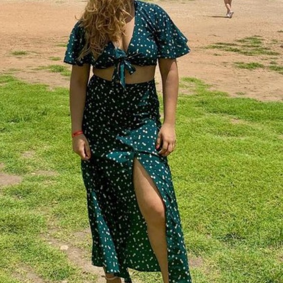 Floral Top and Skirt Set - Picture 6 of 6